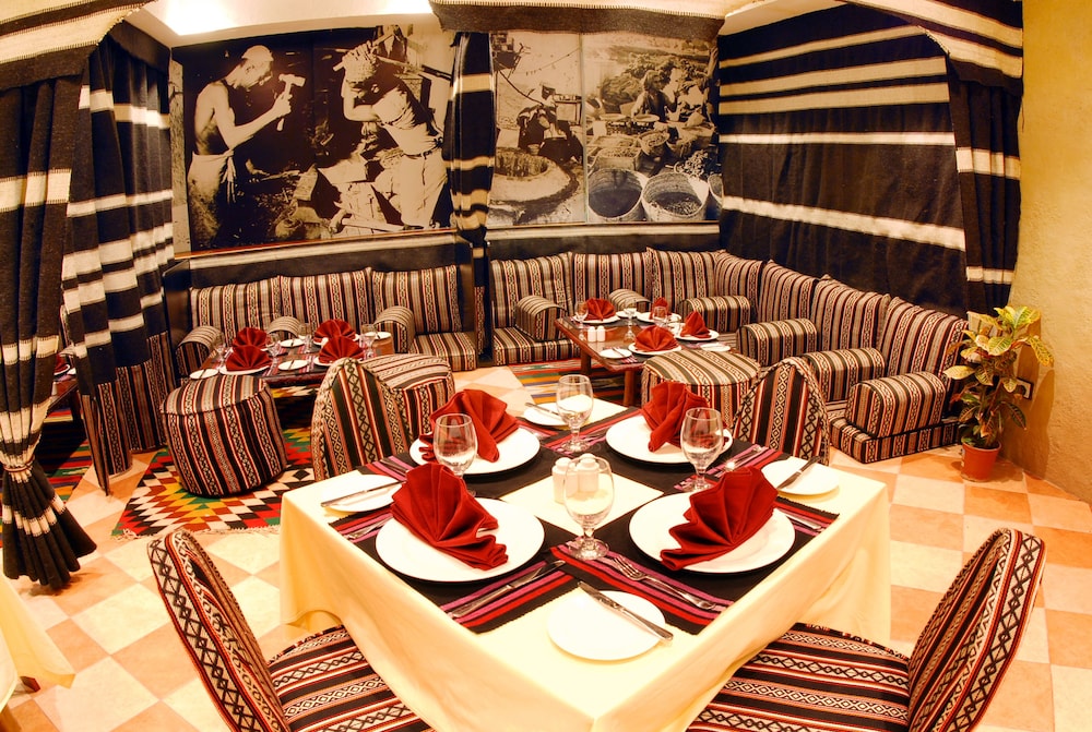 Al Liwan Suites Doha 51/67