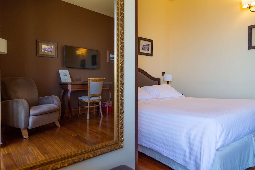 غرفة قياسية بسرير كوين، Best Western Hotel Santa Caterina 7/10