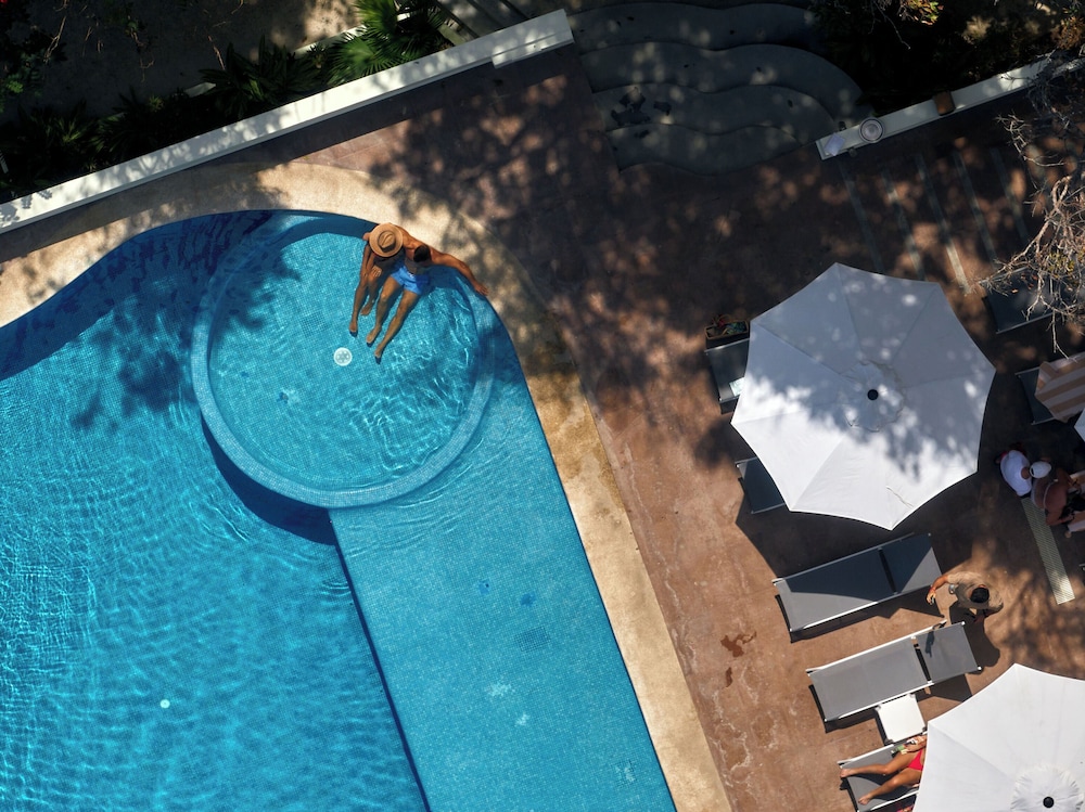 Hotel Ysuri 26/50