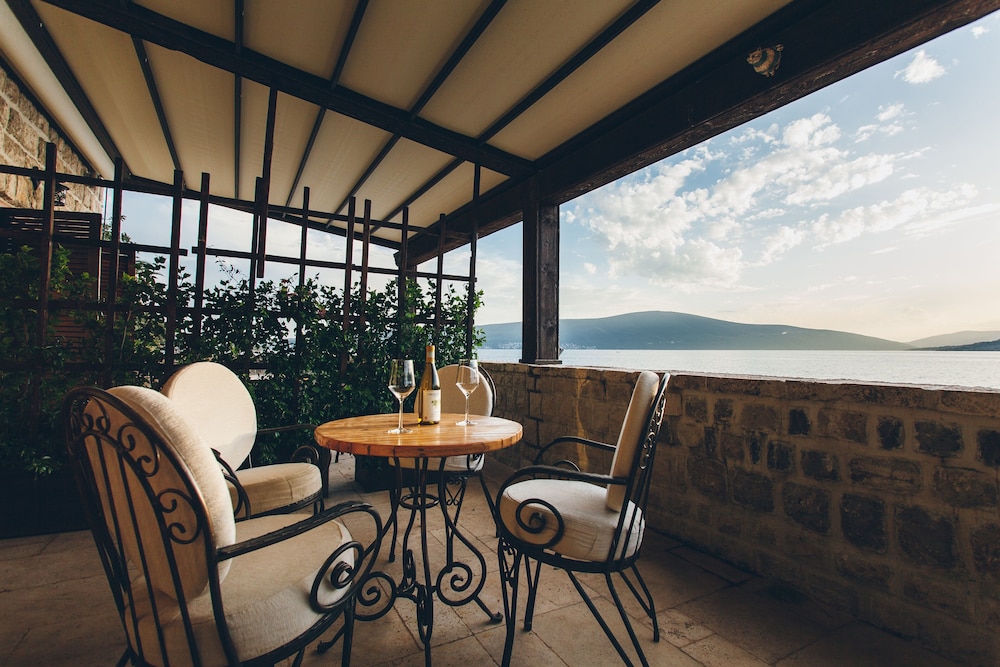 Eco Hotel Carrubba 43/72