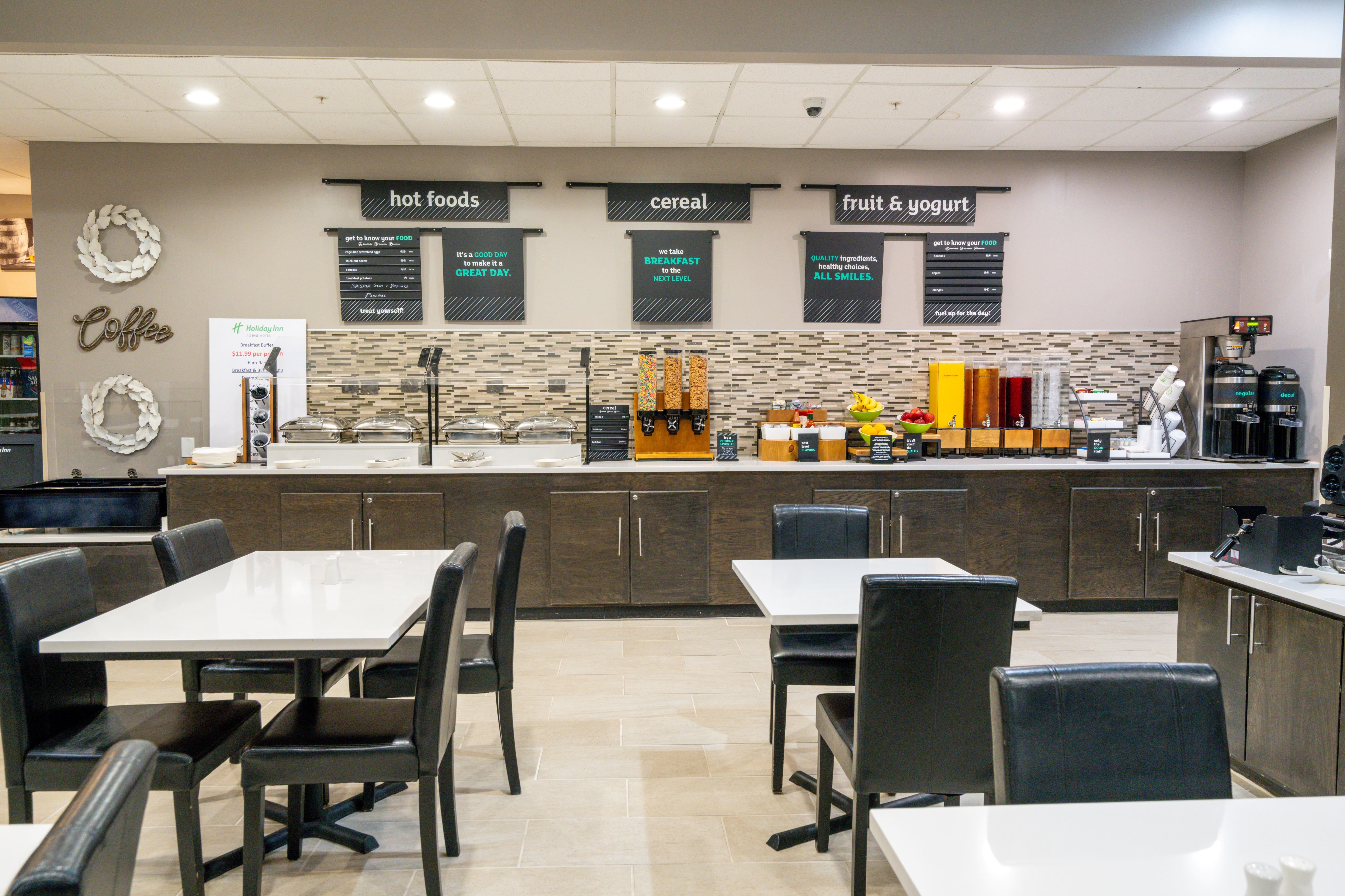 Holiday Inn Murfreesboro 33/54