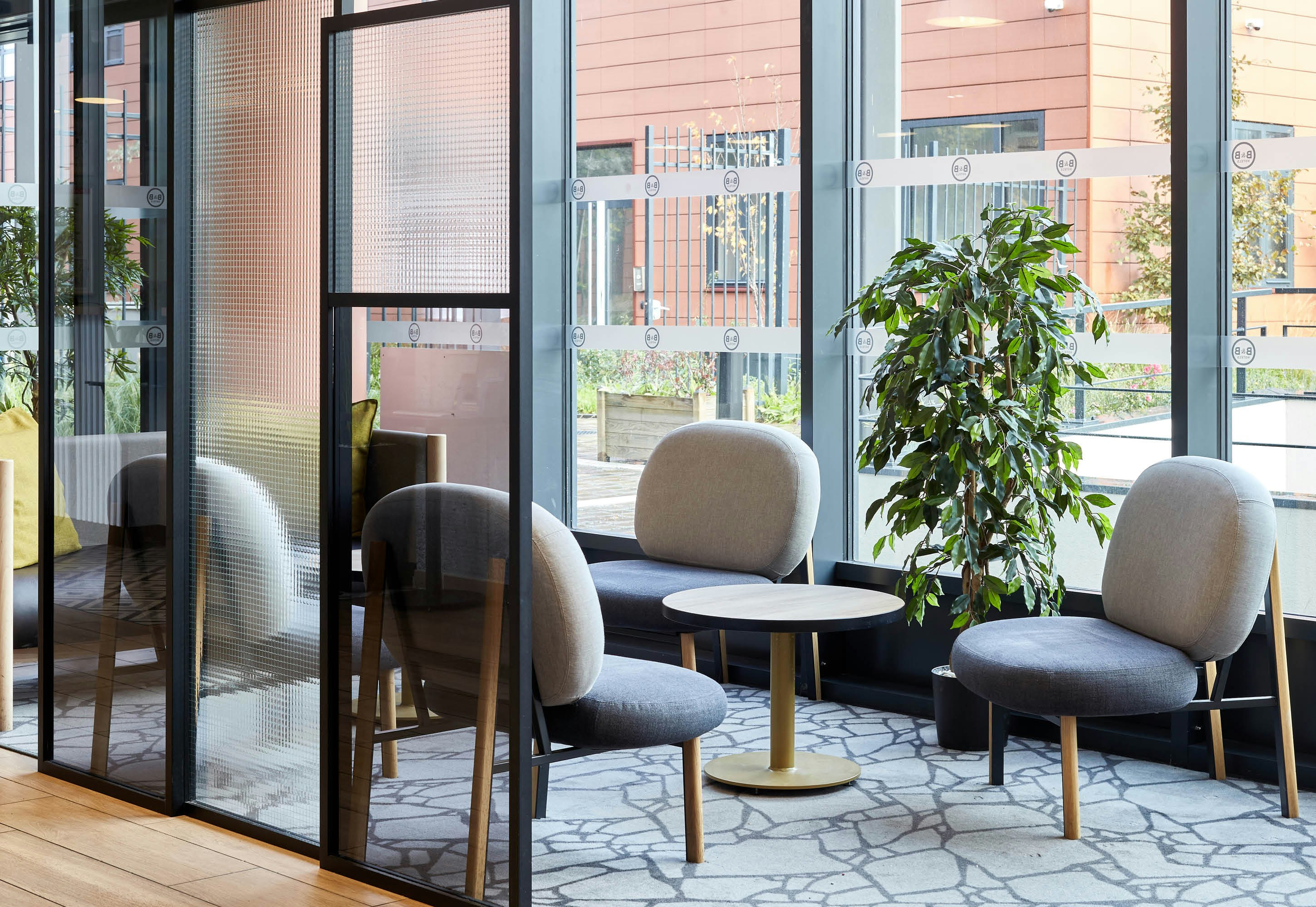 B&B Hotel Argenteuil 25/32