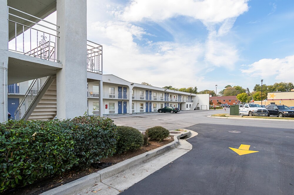 Clarion Pointe Decatur River City 5/41