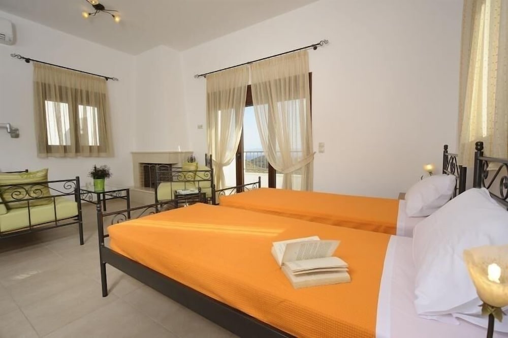 Lenikos Resort 7/30