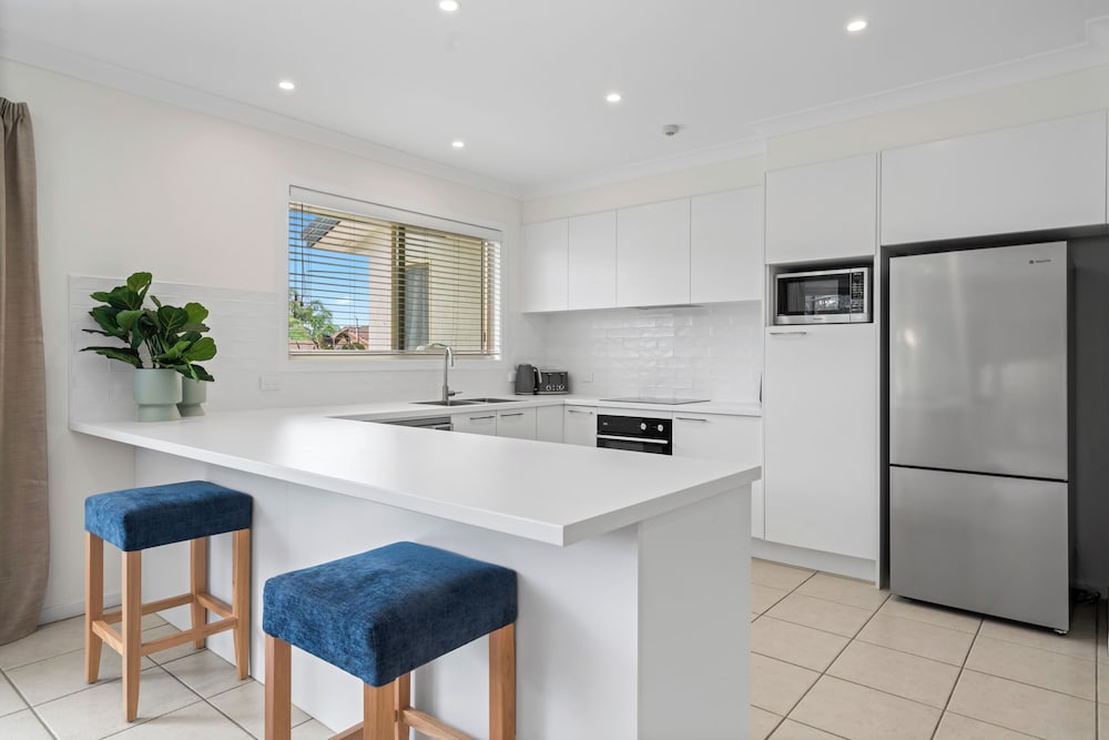 Terrigal Sails Serviced Apartments 11/63