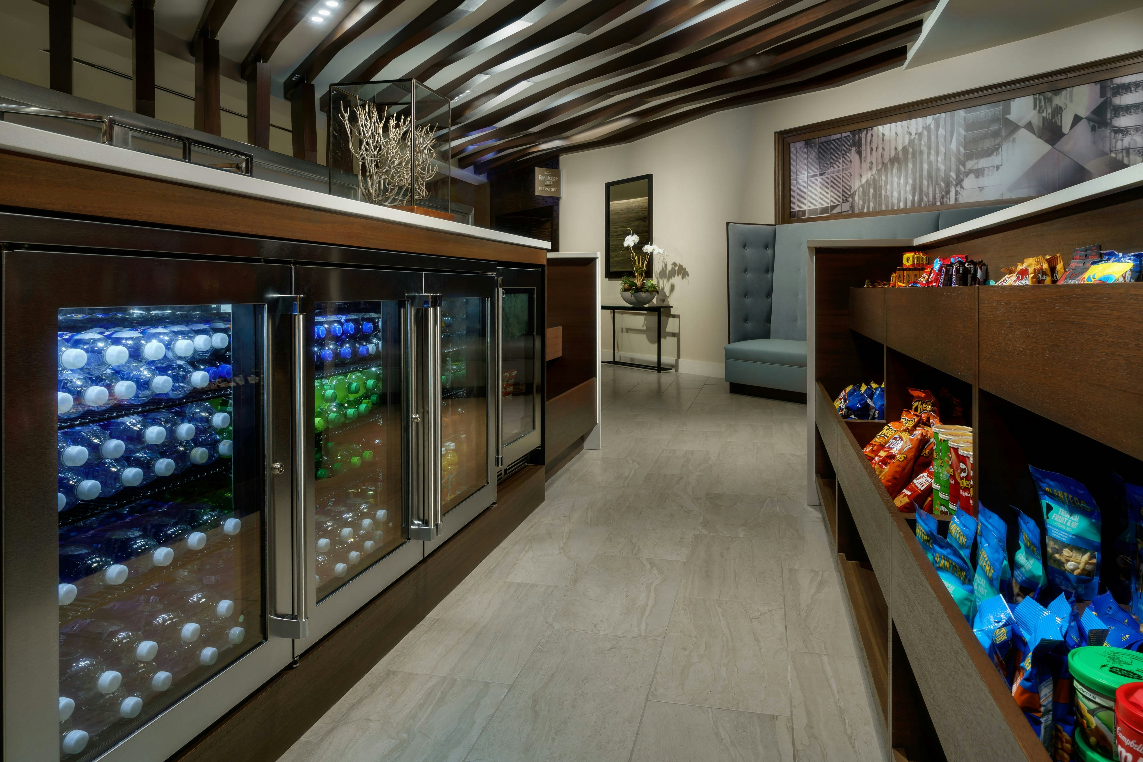 Lobby at RESIDENCE INN BY MARRIOTT CHICAGO DOWNTOWN/RIVER NORTH, CHICAGO - IL