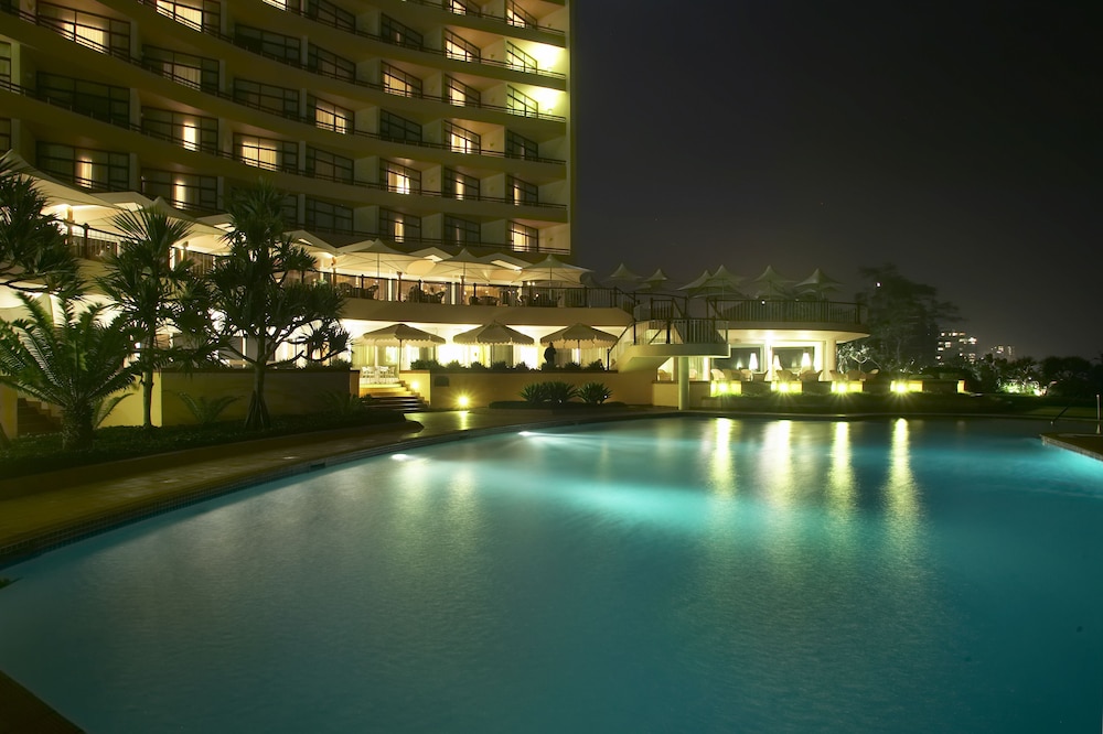 Beverly Hills Hotel 1/50