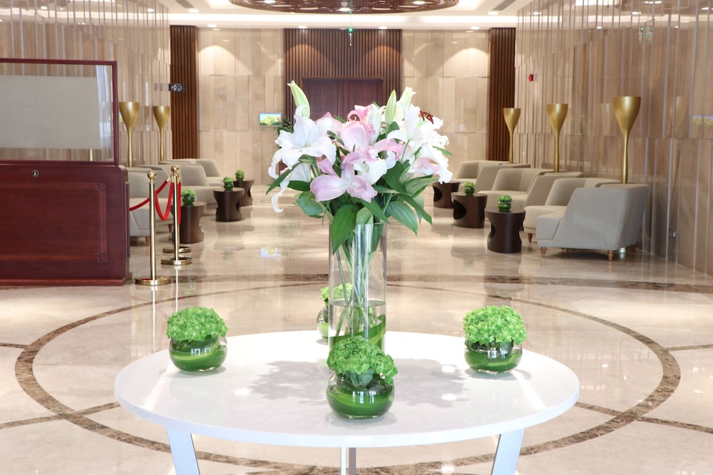 Radisson Hotel Muscat Panorama 6/70