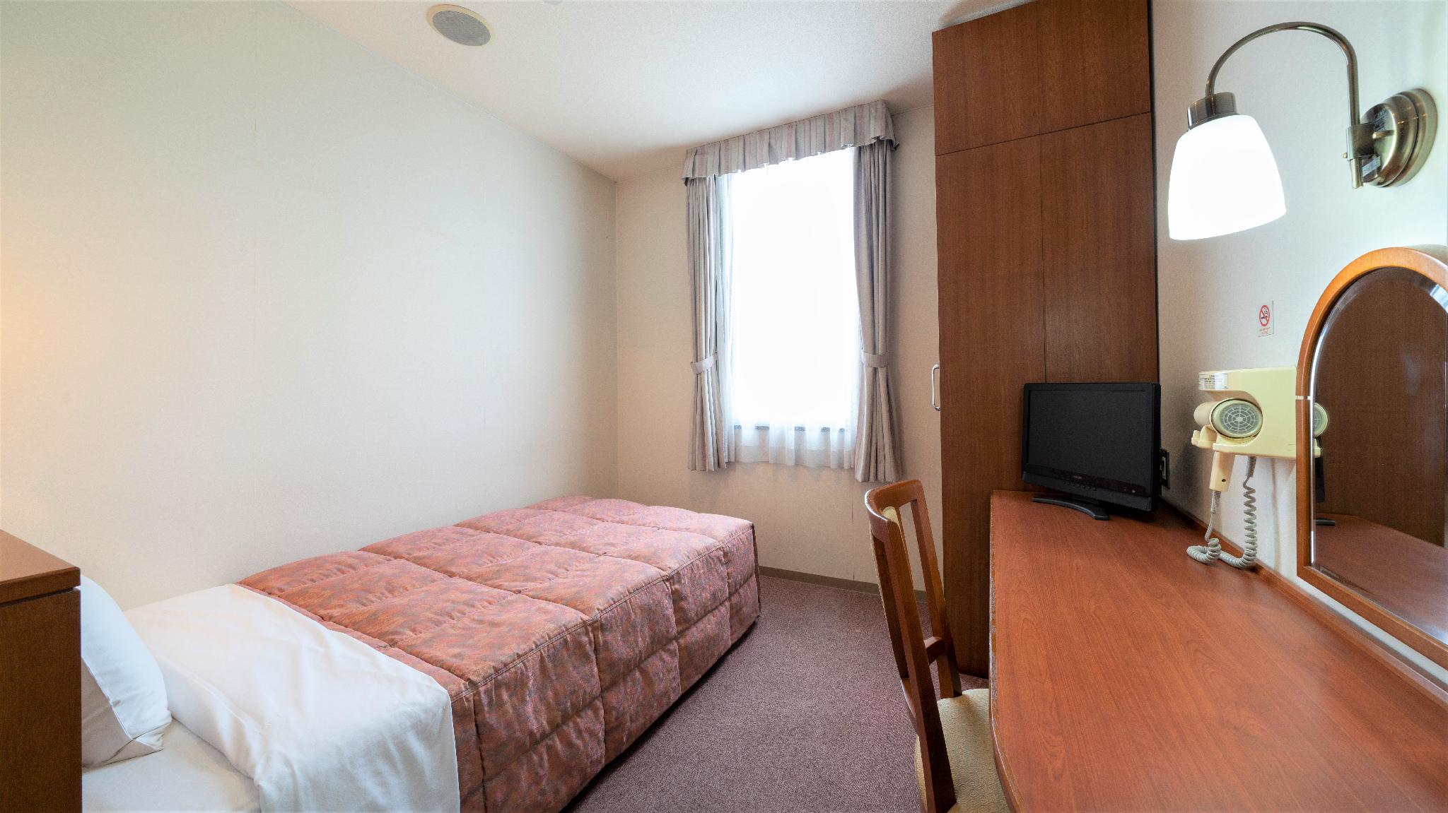 Deluxe, Single, Semi Double Bed, Smoking
