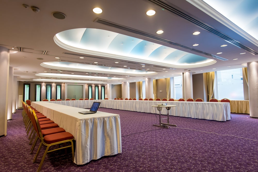 Minerva Hotel 28/44