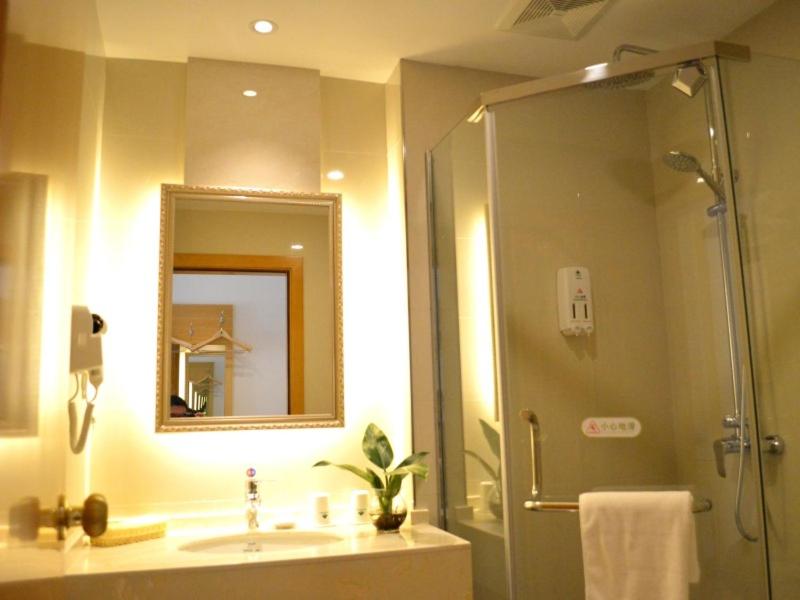 GreenTree Inn Taizhou Gaogang District Yonganzhou Town Yongan North Road Express Hotel 16/16