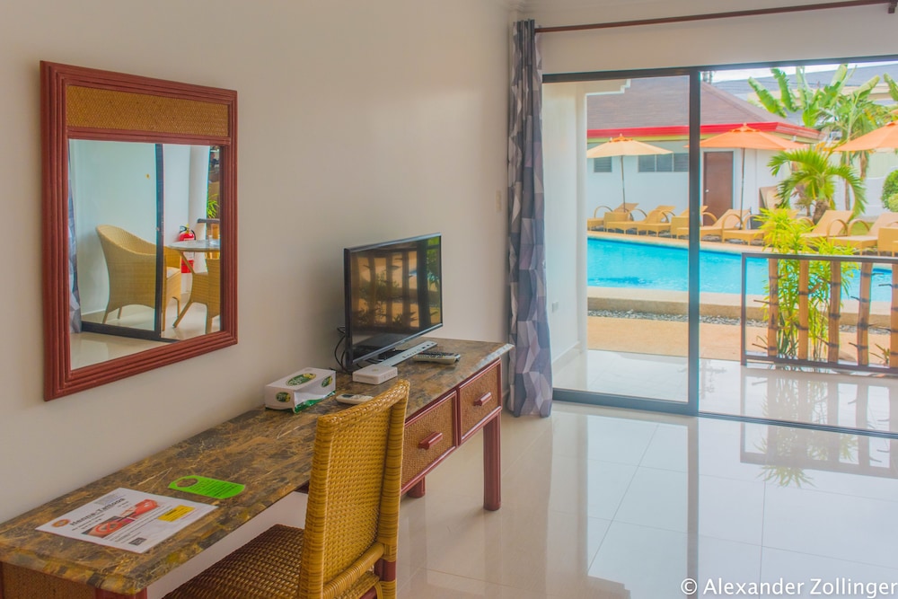 Alona Vida Beach Hill 38/44