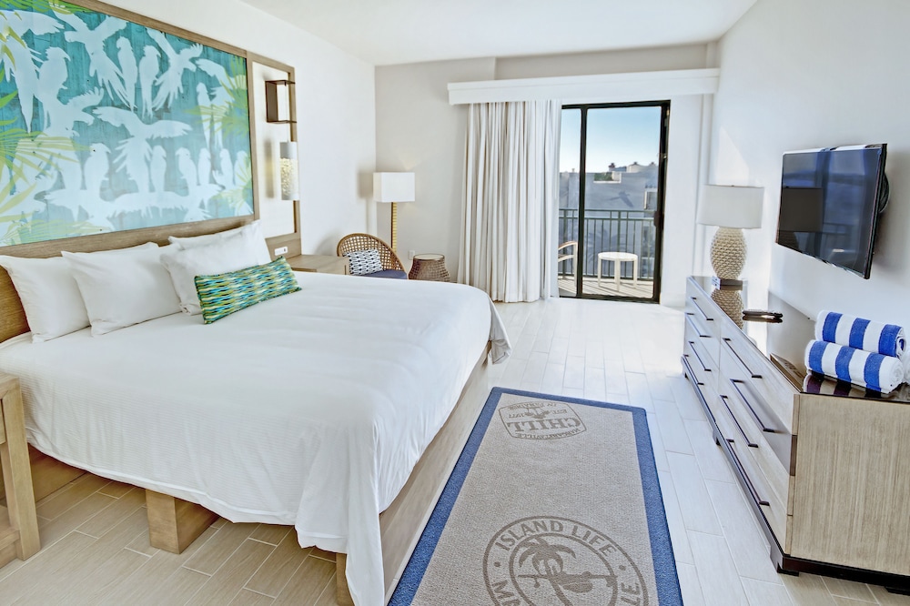 1 BEDROOM, DELUXE, SUITE, BALCONY