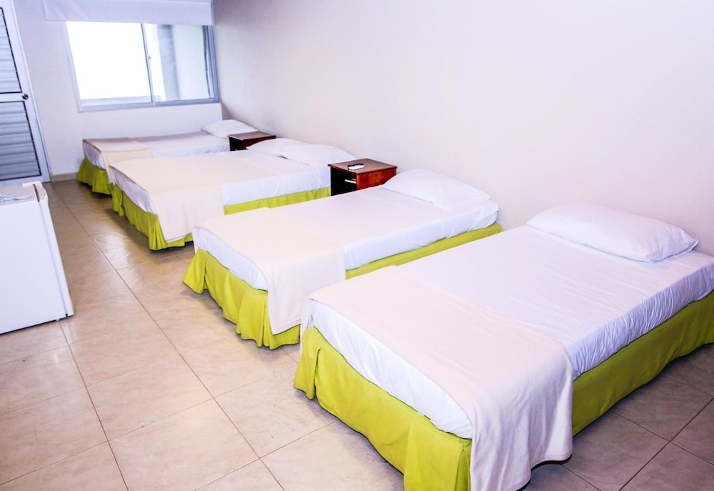 Hotel Portobelo Boulevard 10/61