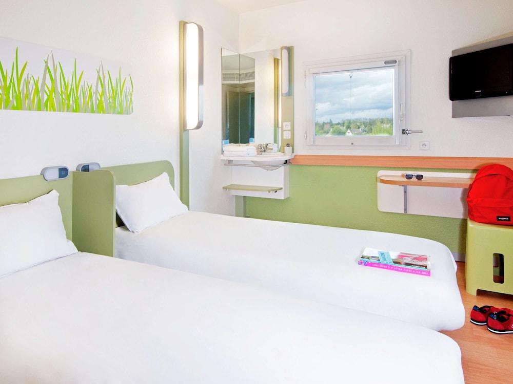 Ibis Budget Poitiers Nord Futuroscope 30/71