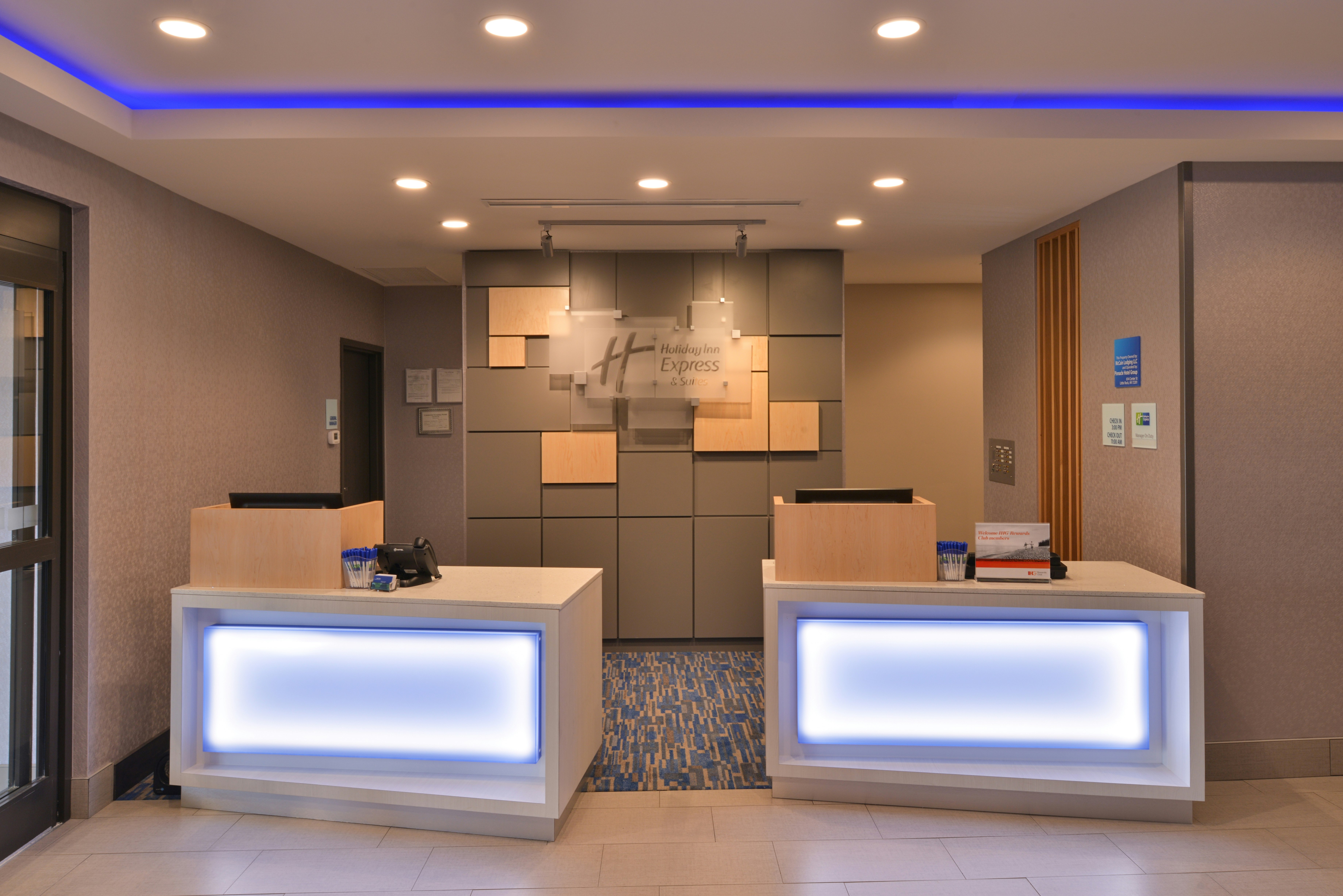 Holiday Inn Express Suites Bryant Benton Area 6/71