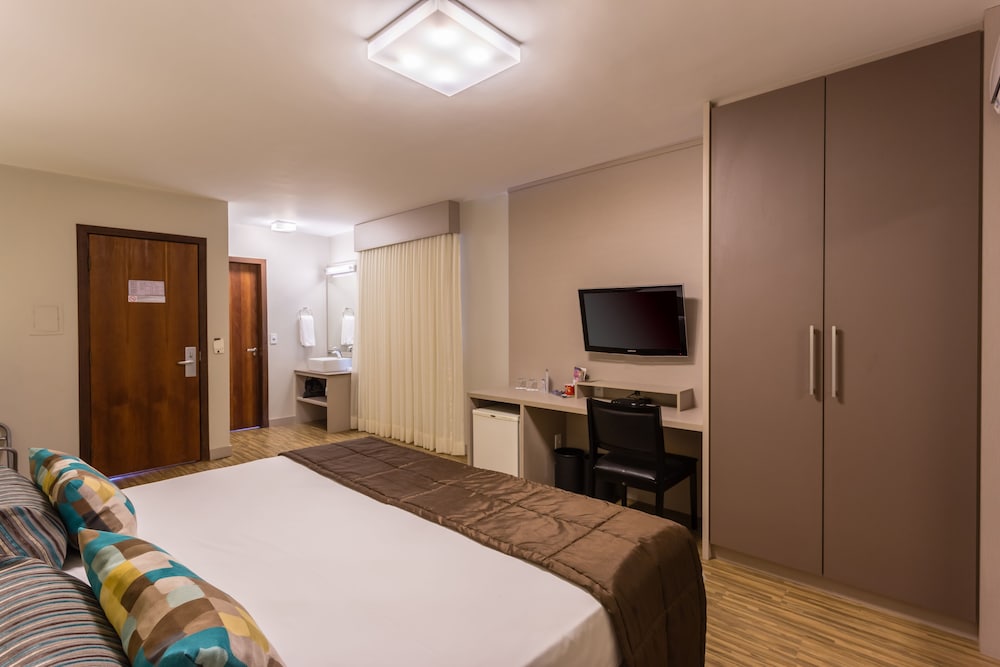 Faial Prime Suites 8/56