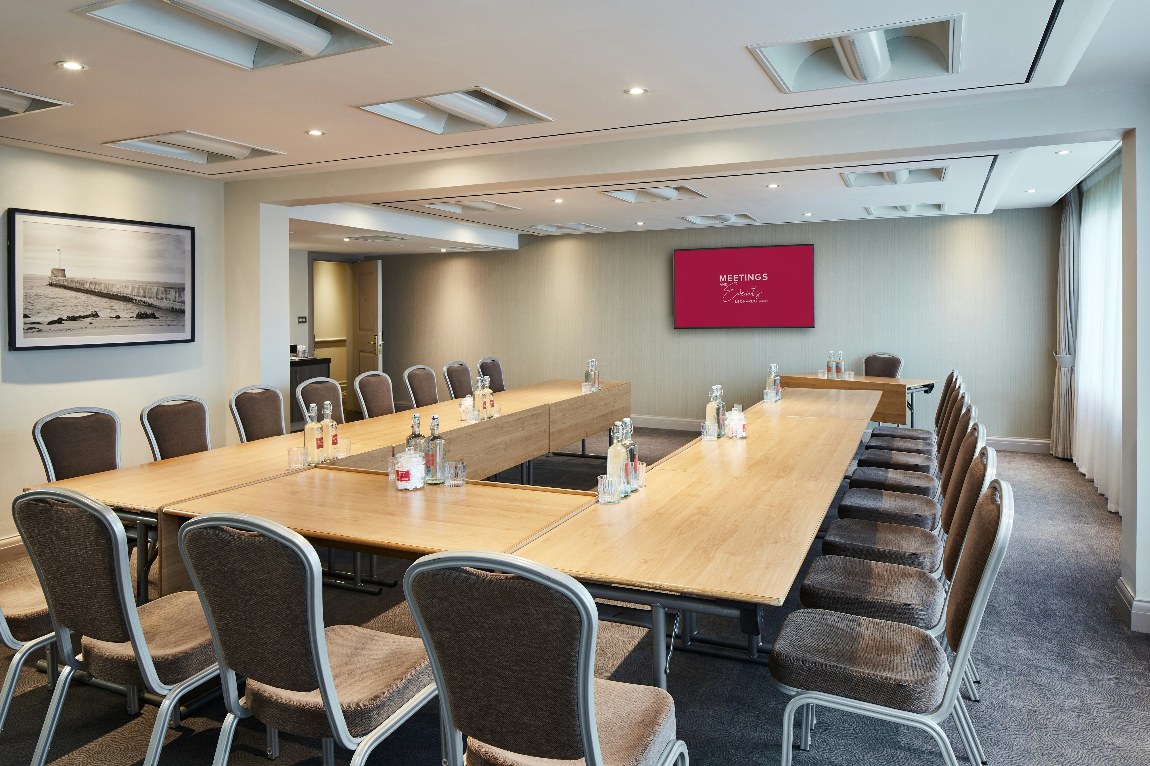 Leonardo Hotel And Conference Venue Aberdeen Airport 44/54