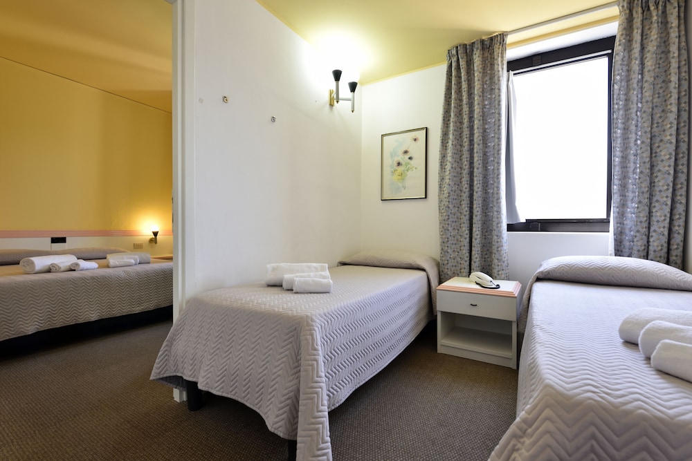 Orri Hotel 43/55