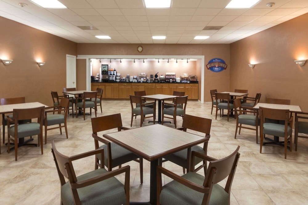 Baymont By Wyndham Salem Roanoke Area 19/25