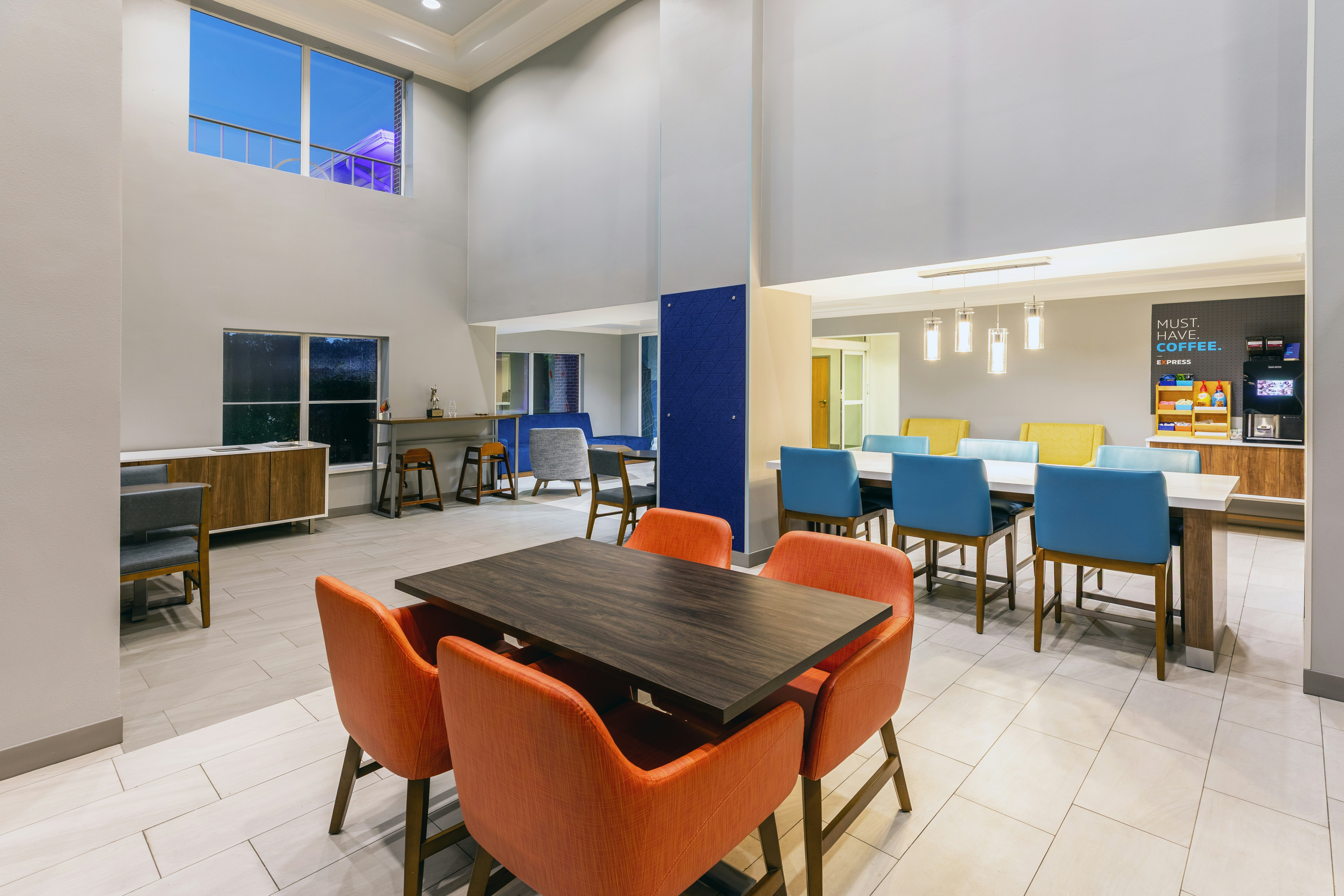 Holiday Inn Express Hotel & Suites Vicksburg 55/74