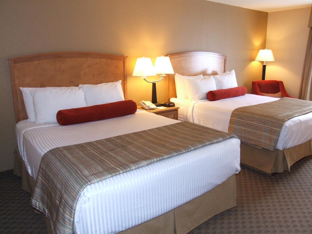 MOUNTAIN RETREAT HOTEL 10/41