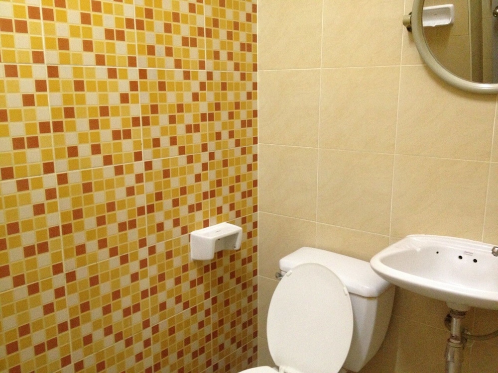 Numsin Hotel 12/26