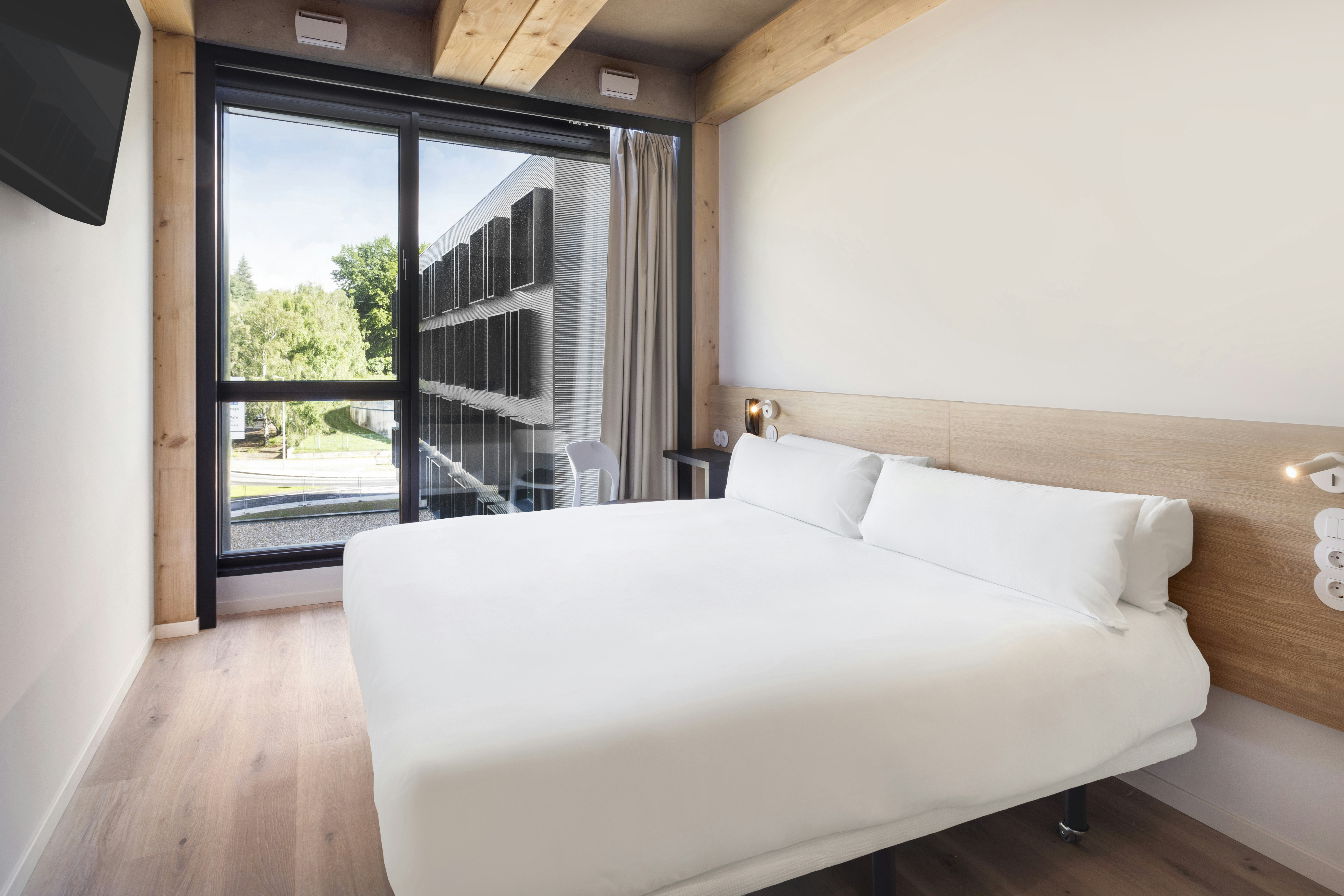 B&B HOTEL Guimaraes 10/16