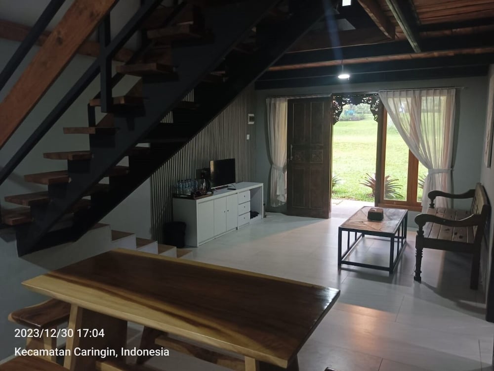 The Village Resort Bogor Powered by Archipelago 38/55
