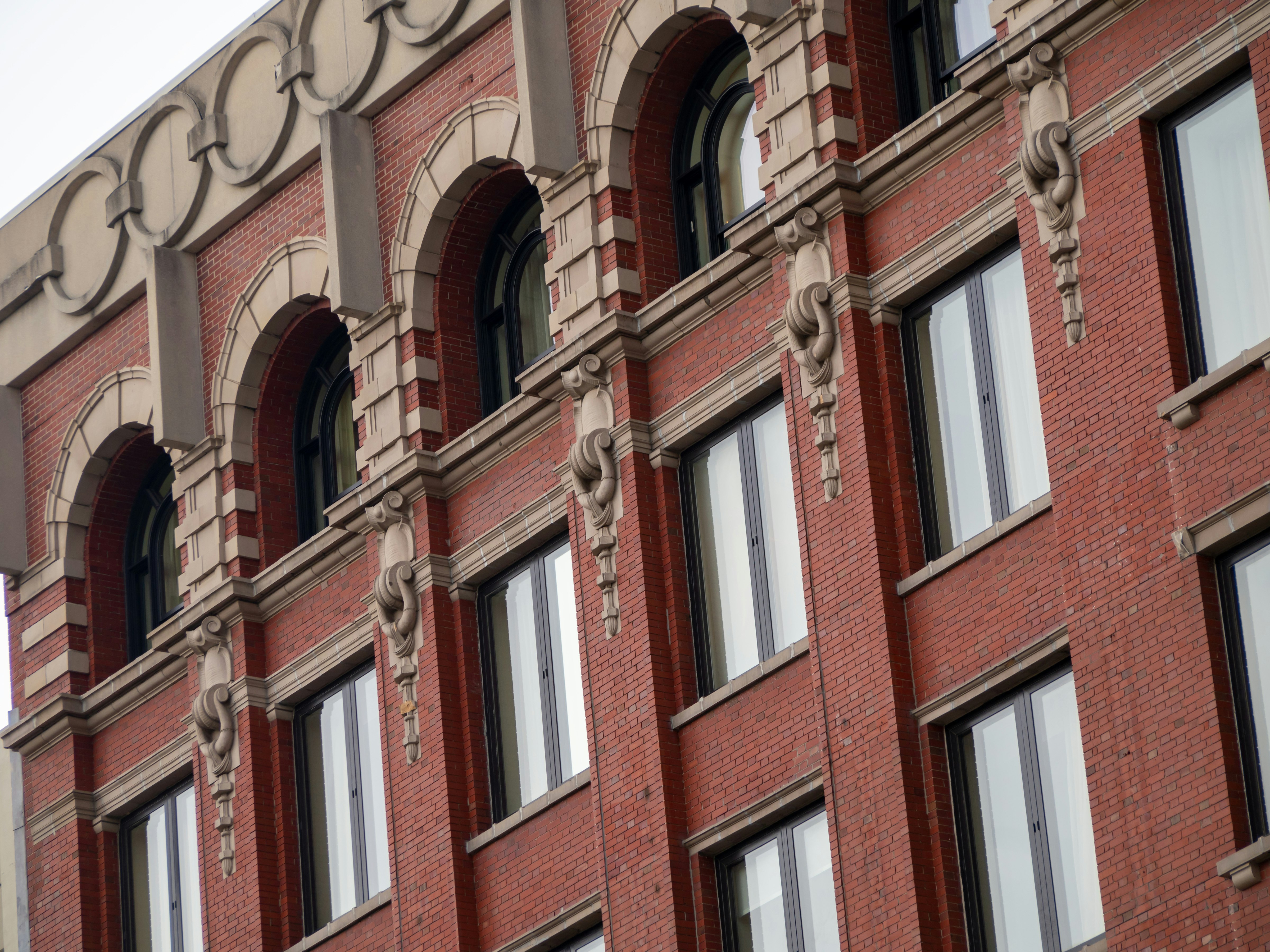 The Peregrine Omaha Downtown Curio Collection By Hilton 6/50