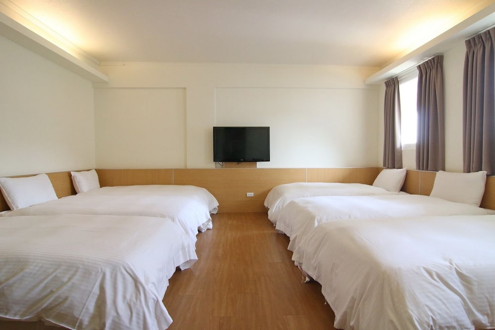 Wusanto Huching Resort Hotel 12/30