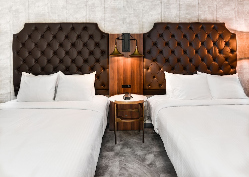 Room, 2 Queen Beds