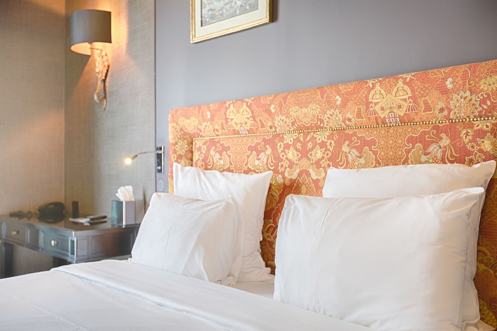 NEW Hotel Republique 12/52