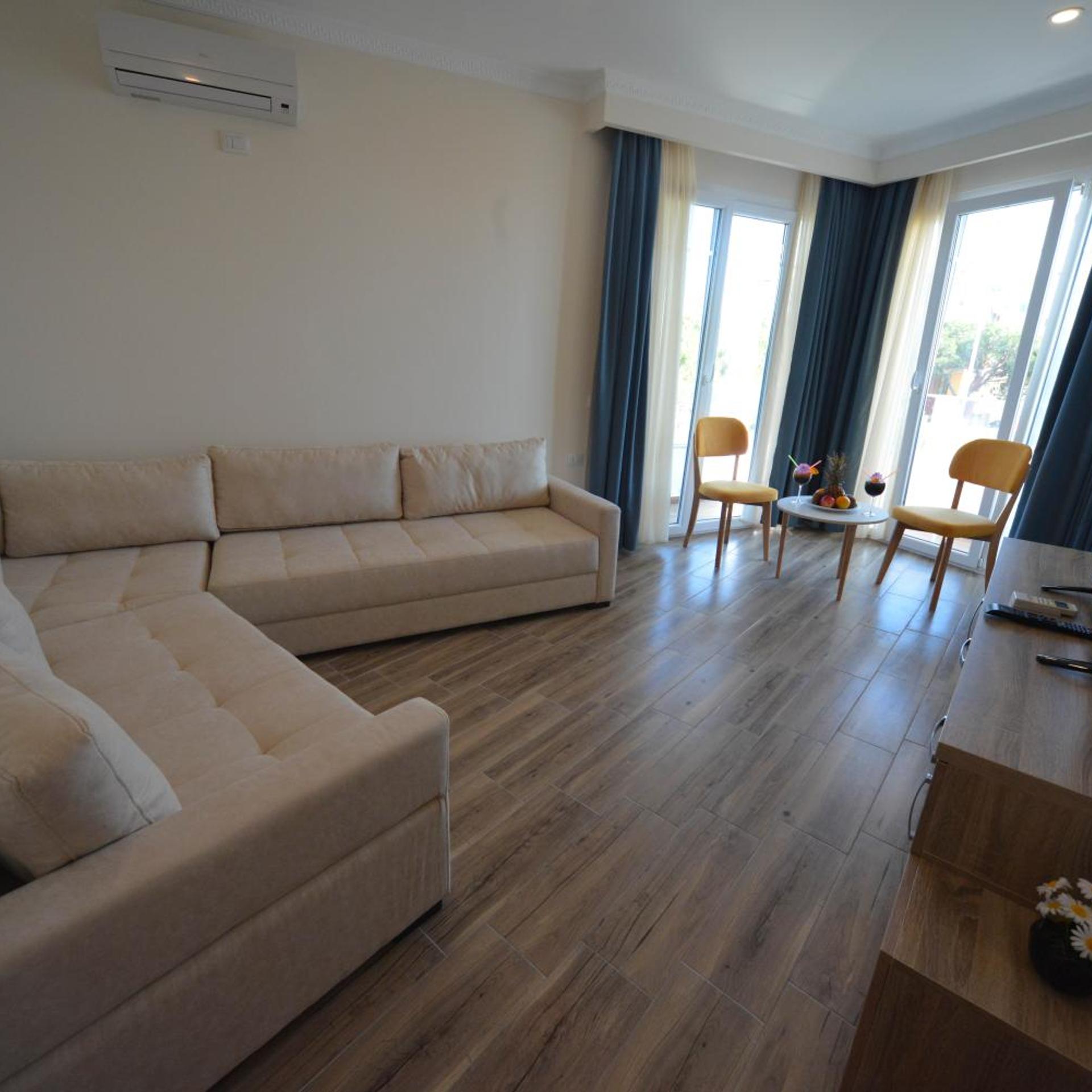 Hotel Elesio 26/50