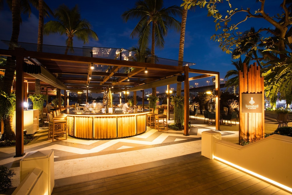 Anantara Riverside Bangkok Resort 3/43