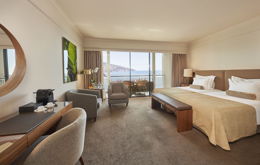 Superior, Double or Twin Bed, Bay View