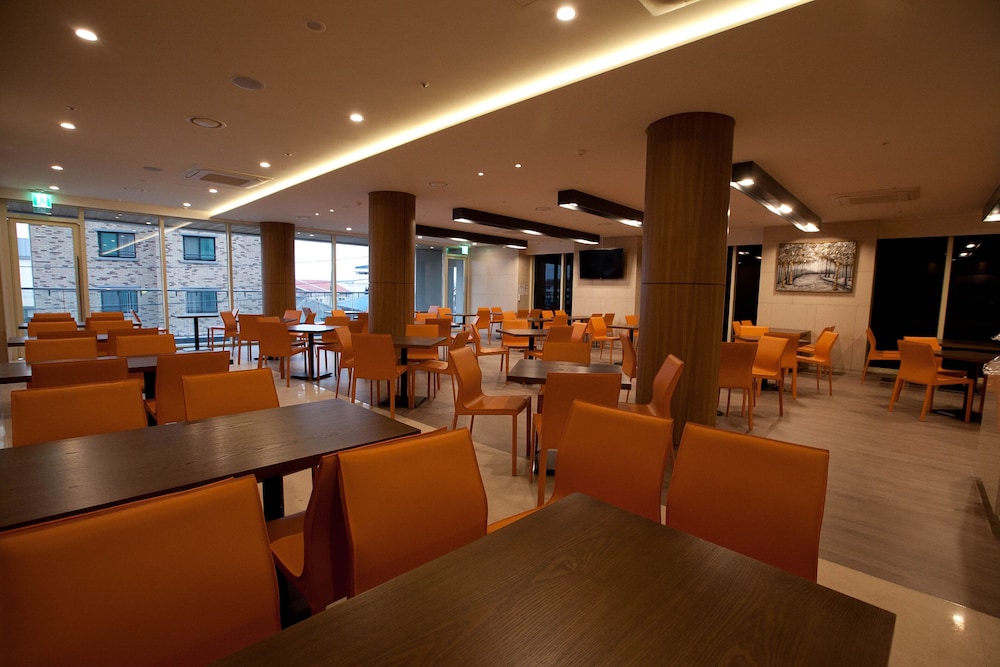 Seoubong Beach Hotel 17/23