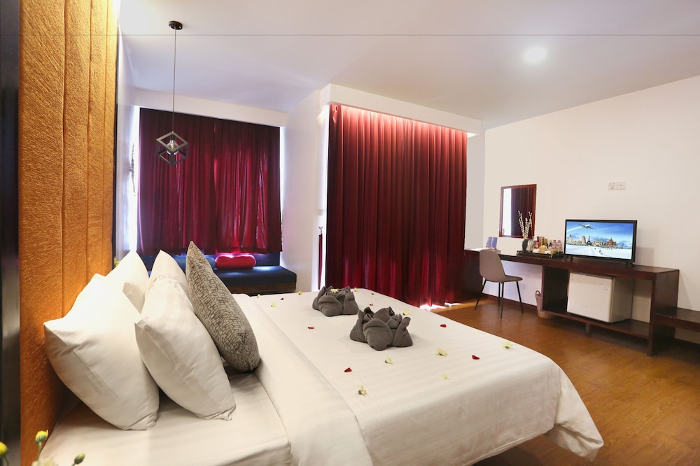 Central Corner D Angkor 43/75