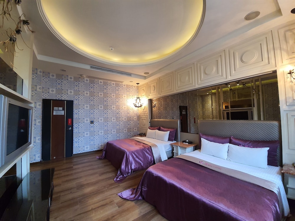 Jin Sha Motel 6/49