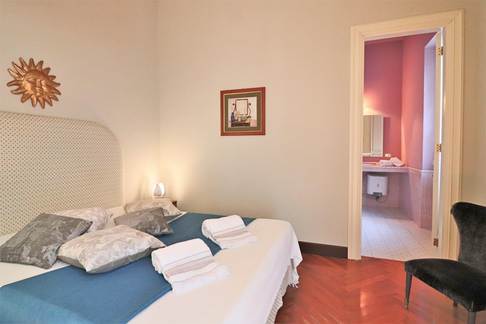 Relais Delle Rose Bed And Breakfast 62/84