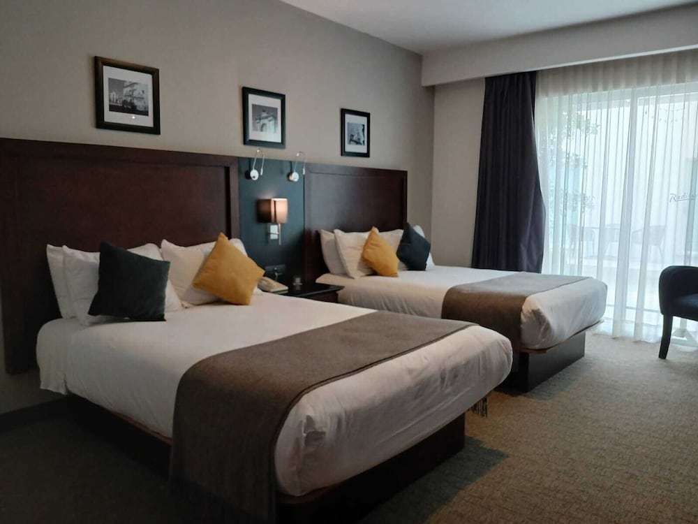 ROOM, 2 DOUBLE BEDS, ACCESSIBLE