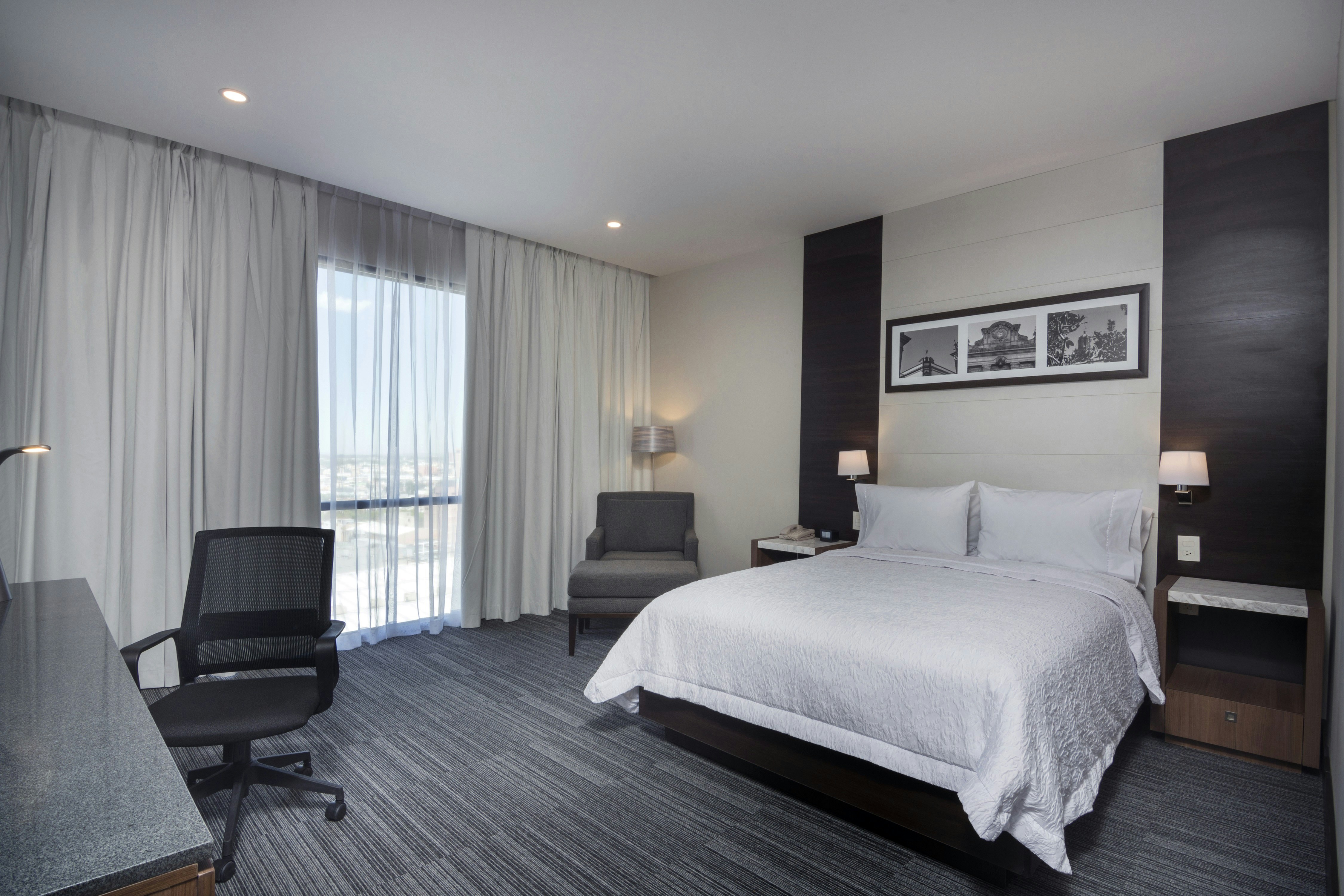 Hampton Inn And Suites San Luis Potosi Slp 15/53