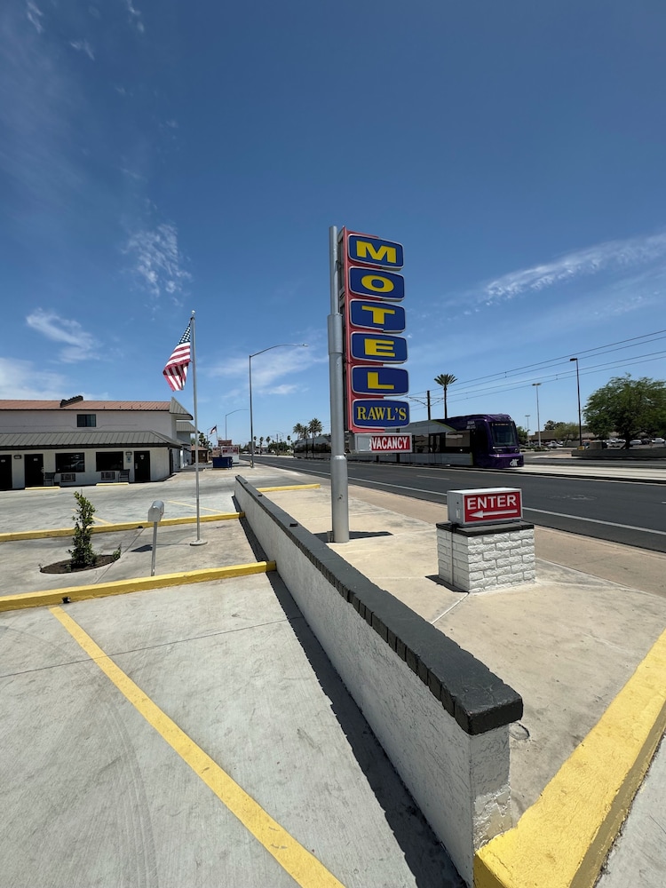 Rawls Motel Near Phoenix Airport 40/50