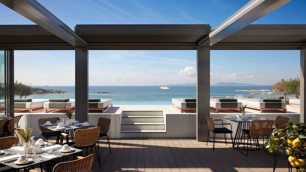 Dusit Suites Athens 51/58