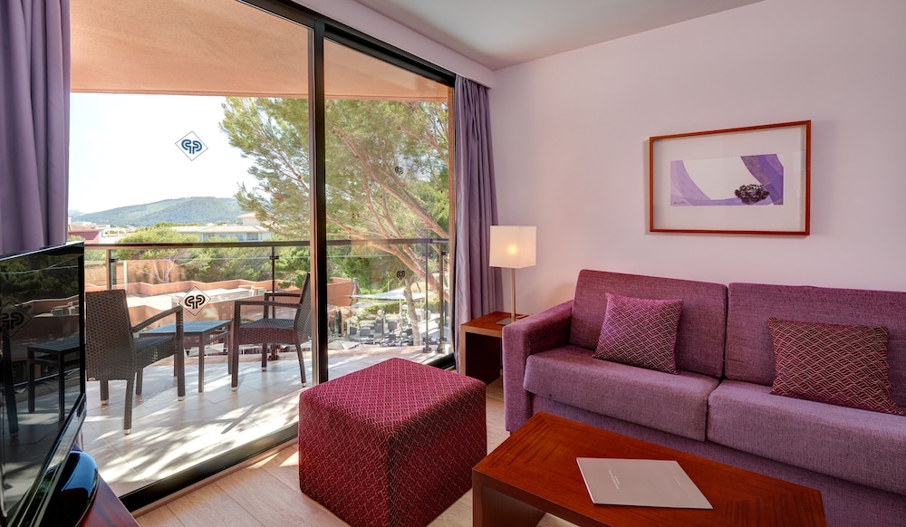 Protur Turo Pins Hotel 46/68