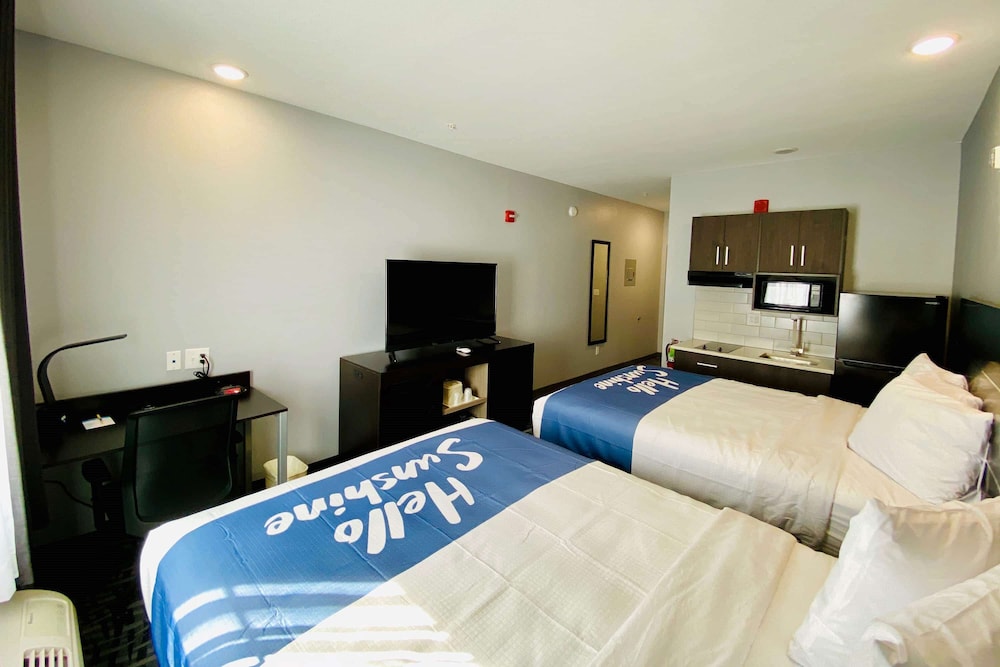 Days Inn Suites By Wyndham Horn Lake Graceland Area 13/29