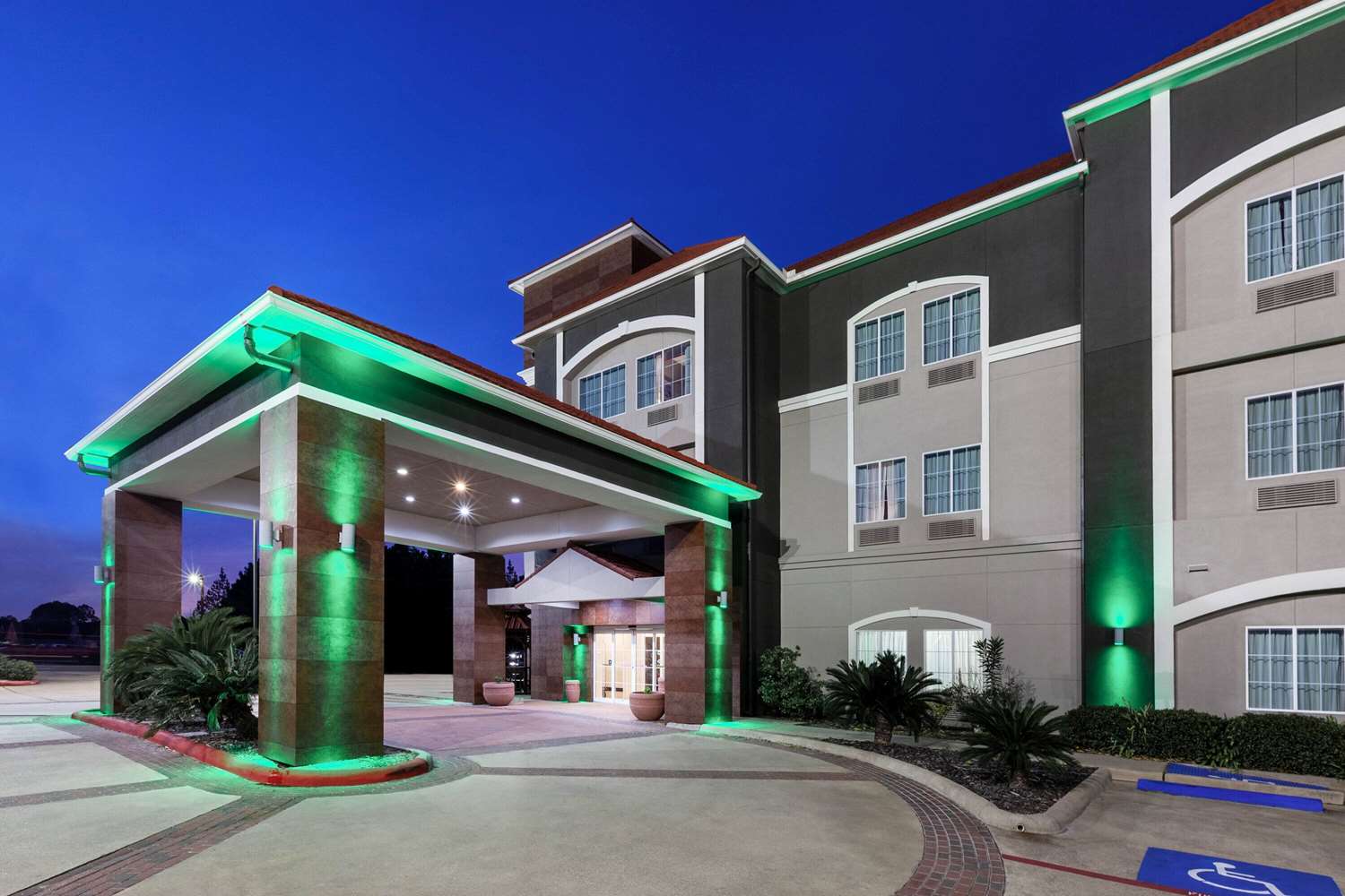 La Quinta Inn And Suites By Wyndham Lumberton 51/59