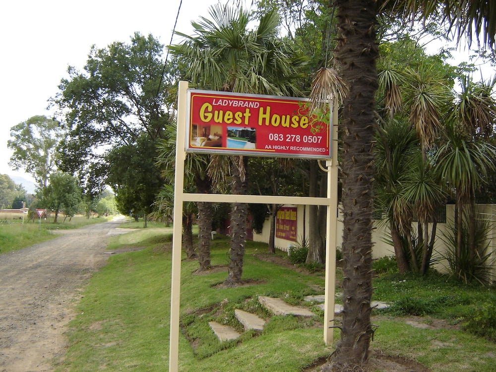 Ladybrand Guest House 44/50