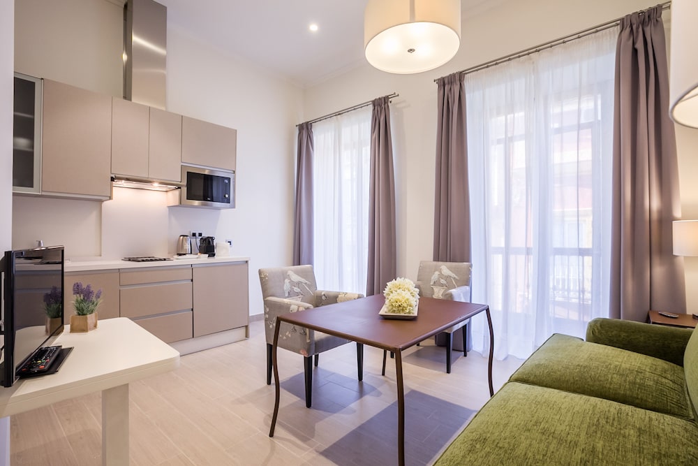 Welldone Cathedral Suites 21/50
