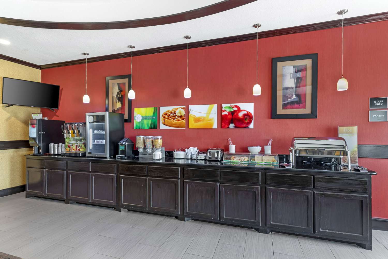 Quality Inn & Suites Groesbeck North 5/24